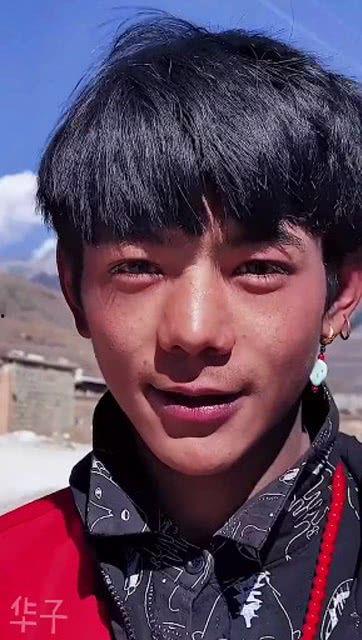 丁真最新爆料,揭秘他的私生活与事业新动向 第1张 丁真最新爆料,揭秘他的私生活与事业新动向 第1张